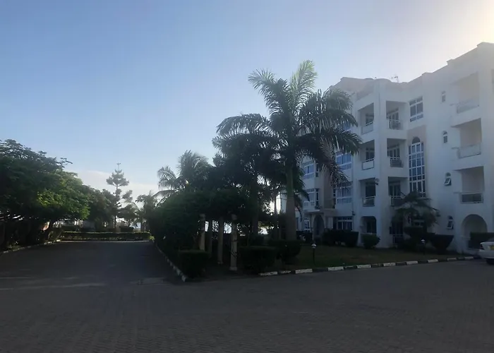 Almasi Oceanfront Nyali